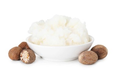 Beyaz tenceredeki doğal Shea yağı.