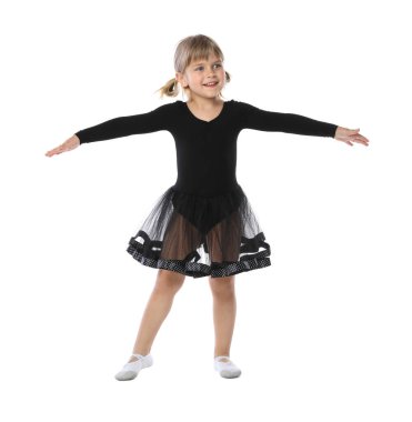 sevimli küçük kız beyaz arka plan üzerinde dans