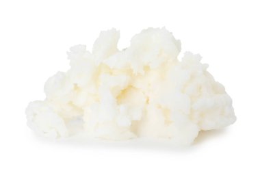 Shea yağı yığını beyaza izole edilmiş.