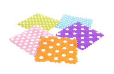 Benekli kumaş örnekleri beyazda izole edildi