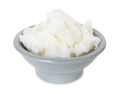 Shea yağı üzerinde beyaz izole kase