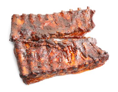 Beyaz pirzola üzerine izole edilmiş domuz pirzolası.