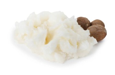 Beyaz üzerine izole edilmiş Shea yağı ve fındık
