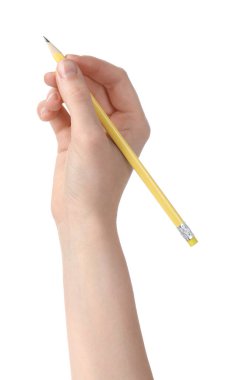 Beyaz arka planda grafit kalemi olan kadın, yakın plan