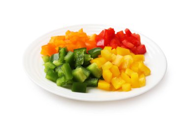 Beyaz renkte kesilmiş dolmalık biberler.