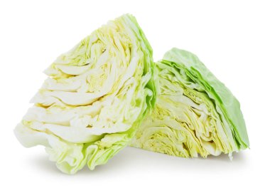 Beyaz üzerine izole edilmiş taze lahana parçaları.