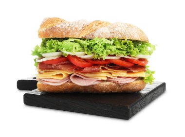 Jambonlu ve sebzeli baget sandviç.