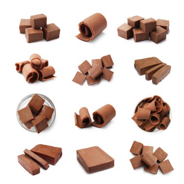 Beyaz üzerine izole edilmiş çikolatalı tereyağı. Küp, talaş ve blok.