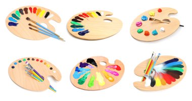 Beyaz arka planda boya ve fırçalı palet, kolaj