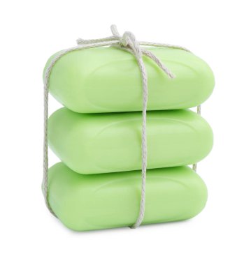 Birçok sabun beyaz üzerine izole edilmiş. Kişisel temizlik.