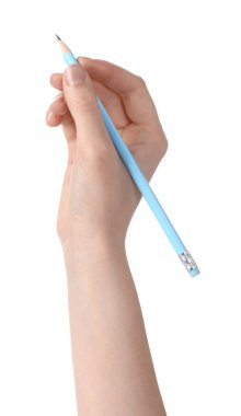 Beyaz arka planda grafit kalemi olan kadın, yakın plan