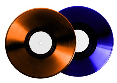 Beyaz arkaplanda iki renkli vinil plak