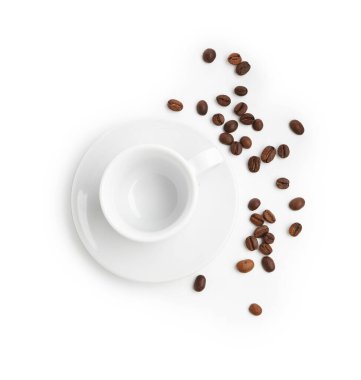 Kavrulmuş kahve çekirdekli seramik fincan, beyaz, üst manzara.