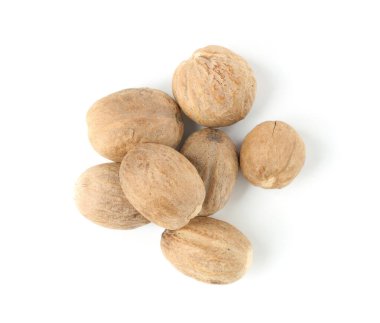 Taze hindistan cevizleri beyaz, üst görünümde izole