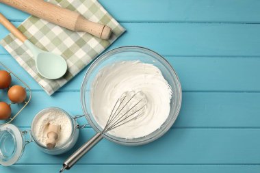 Çırpın, çırpın, çırpın, çırpın, çırpın, çırpın, çırpın, çırpın.