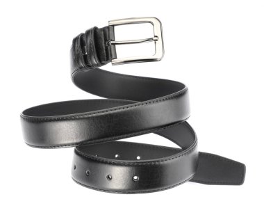 beyaz izole bir siyah deri kayışı