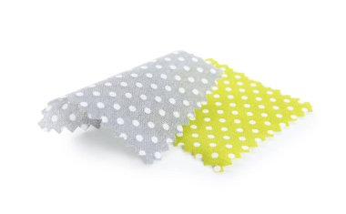 Benekli kumaş örnekleri beyazda izole edildi