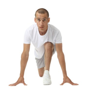 Beyaz arkaplanda başlangıç konumunda çalışan