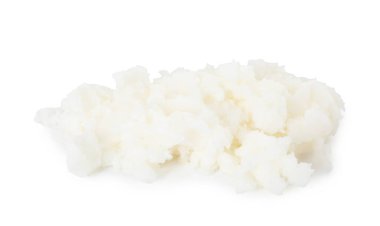 Shea yağı yığını beyaza izole edilmiş.