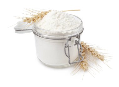 Buğday unu ve çiviler beyaza izole edilmiş.