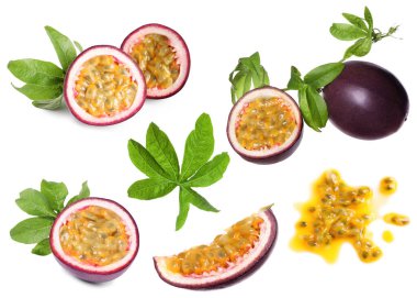 Tutku meyveleri ve yeşil yapraklar beyazlar üzerinde izole edilmiş.