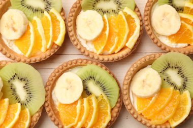 Meyveli tart, en iyi manzara. Tatlı nefis.