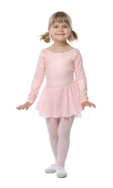 sevimli küçük kız beyaz arka plan üzerinde dans