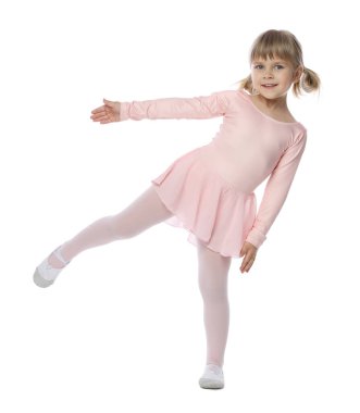 sevimli küçük kız beyaz arka plan üzerinde dans