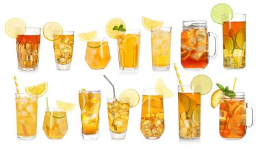 Beyaz bardakta buzlu çay.