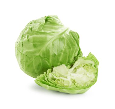 Taze yeşil lahanaların tamamı beyaza izole edilmiş.