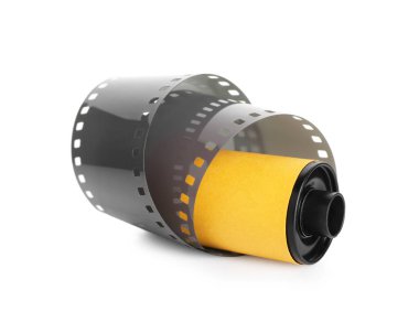 Beyaz üzerine izole edilmiş fotoğraf filmi rulosu