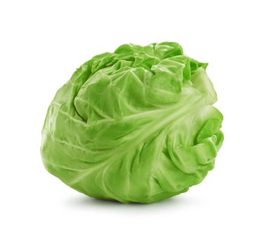 Taze yeşil lahana beyaza izole edilmiş.