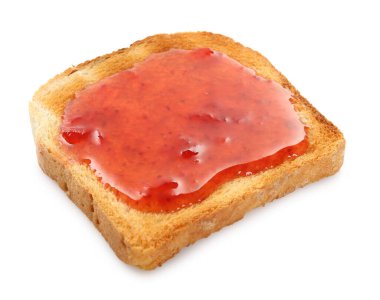 Lezzetli çilek reçelli tost beyaz üzerine izole edilmiş.