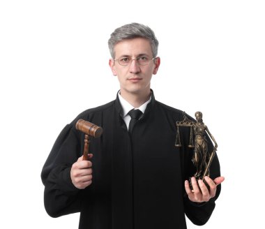 Beyaz arka planda Adalet Anıtı heykeli ve tokmakla hakim