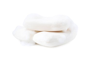 Köpüklü sabun çubukları beyaza izole edilmiş