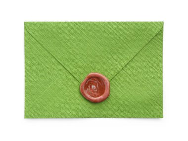Üzerinde balmumu mühür olan güzel bir davetiye zarfı beyaz, üst görünüm