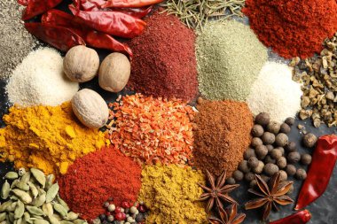 Masada, düzlükte birçok farklı baharat var.