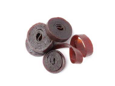 Beyaz arka planda nefis meyve dürümleri, üst manzara.