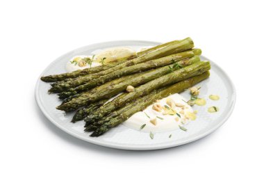 Lezzetli, limonlu ve soslu kuşkonmaz.