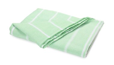 Bir katlanmış plaj havlusu beyaza izole edilmiş.