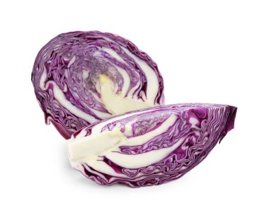 Beyaz üzerinde taze kırmızı lahana kes.