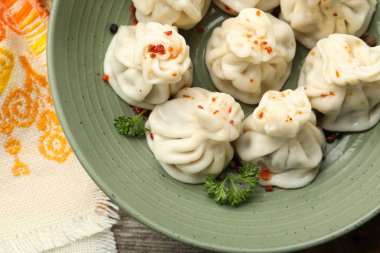 Masada baharatlı, nefis khinkali.