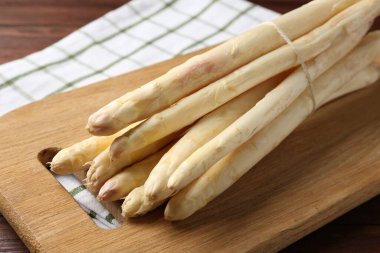 Masada kuşkonmaz mızrakları var, yakın plan.