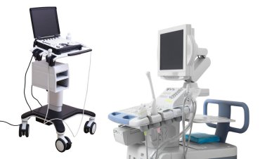 Beyazda izole edilmiş ultrason makineleri. Tıbbi ekipman