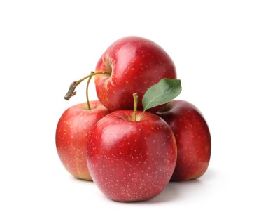 Beyaz yapraklı taze kırmızı elmalar.