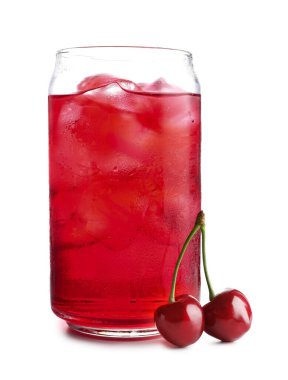 Buzlu ve böğürtlenli vişneli soda.