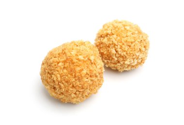 Beyaza izole edilmiş kızarmış köfteler.