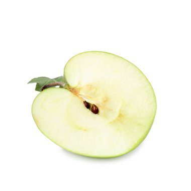 Taze elmanın yarısı beyaz üzerine izole edilmiş
