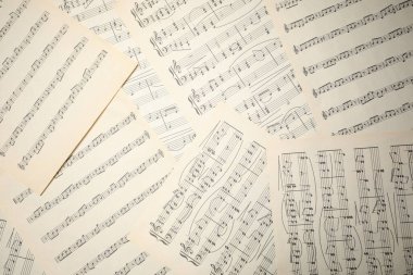 Arkaplan olarak notaları olan sayfaları, üst görünüm