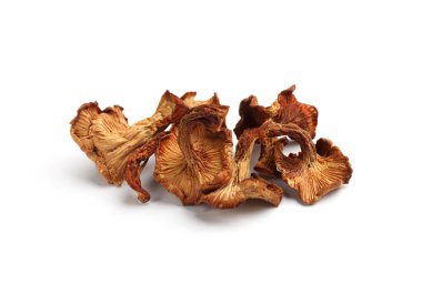 Kurumuş mantarların çoğu beyazda izole edilmiş.